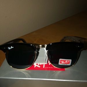 RAY BAN SUNGLASSES (NEW)